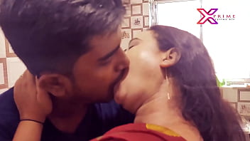 Desi aunty with natural tits cleans Ronys kitchen